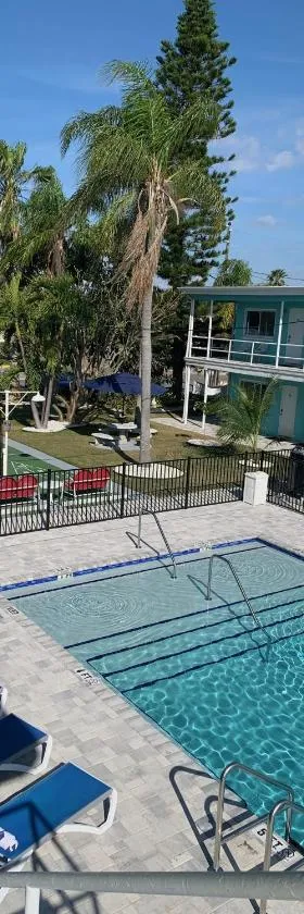 Sea Jay Motel and Marina，位于圣徒皮特海滩的酒店