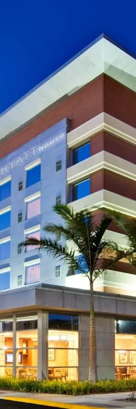 劳德代尔堡机场/邮轮港凯悦酒店，位于达尼亚滩的酒店