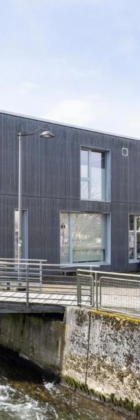 Casa Milla, Apartment Wuhr - Zentrales Loft am Fluss inklusive Parkplatz，位于朗根塔尔的酒店