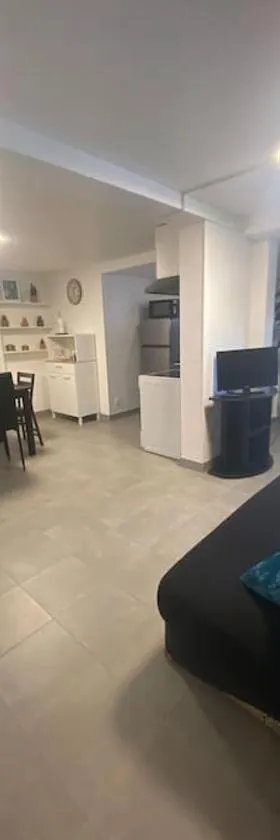 T2 jusqu’à 4 personnes，位于Conques-sur-Orbiel的酒店