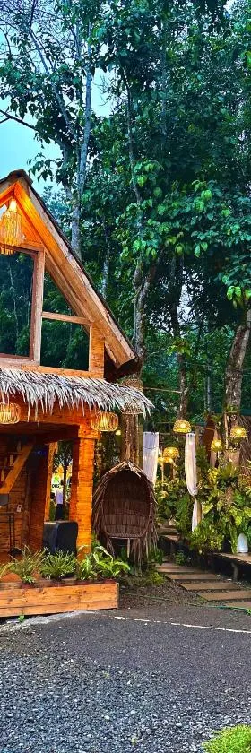 Juans Cabin，位于Tayabas的酒店
