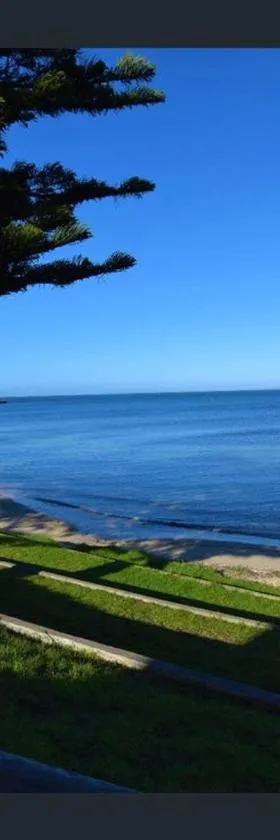 Lodge on the Bay-Esplanade & Buller St Kingscote-pay half now then other half on arrival，位于金斯科特的酒店