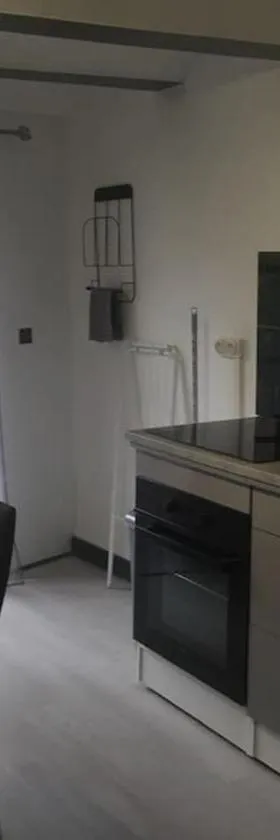 Très jolie appartement，位于Aiguilhe的酒店