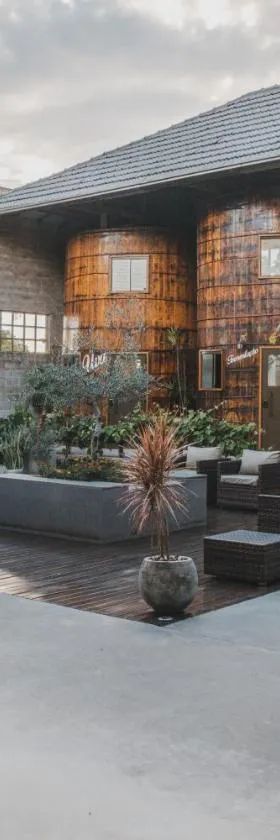 Villa Vinicolla Hospedagem Conceito, junto à Vinícola Casa Postal，位于本图贡萨尔维斯的酒店