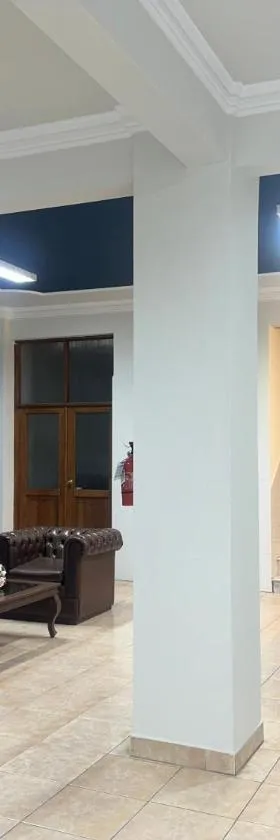 Hotel Oblitas，位于科恰班巴的酒店