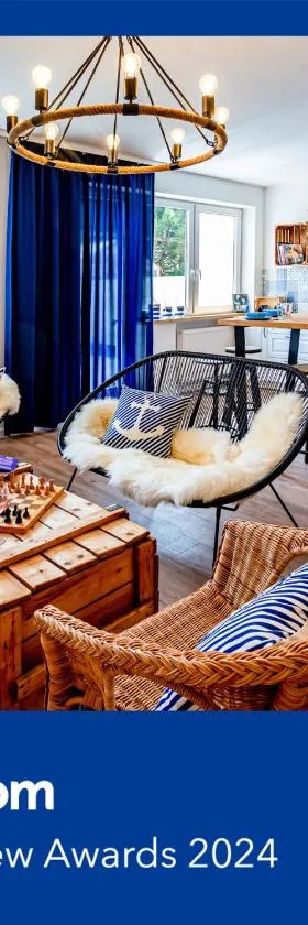 Hostel & Apartments Kołobrzeg，位于科沃布热格的酒店