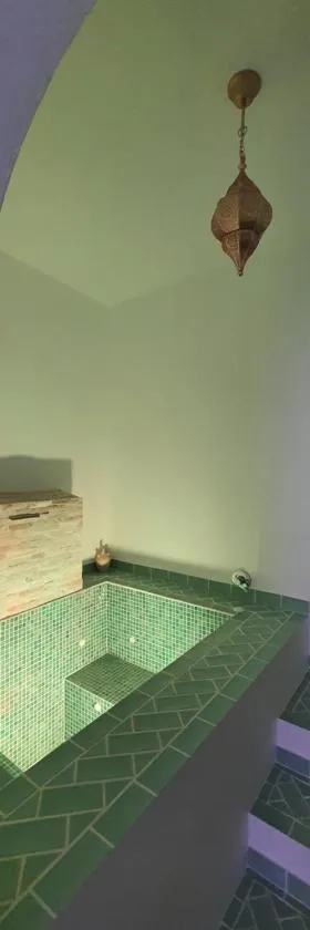 La Morería y su jacuzzi，位于拉普埃夫拉德洛辛凡特斯的酒店