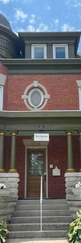 The Victorian Guesthouse，位于Delphos的酒店