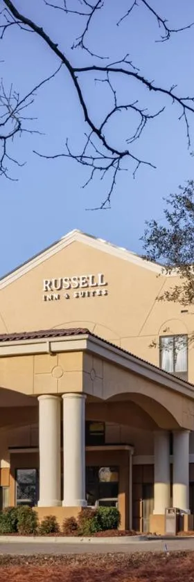 Russell Inn and Suites，位于斯塔克维尔的酒店