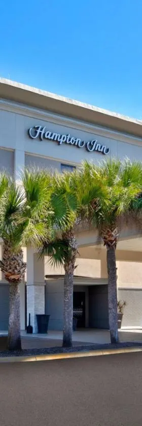 汉普顿酒店代托纳/奥蒙德海滩，位于奥蒙德海滩的酒店
