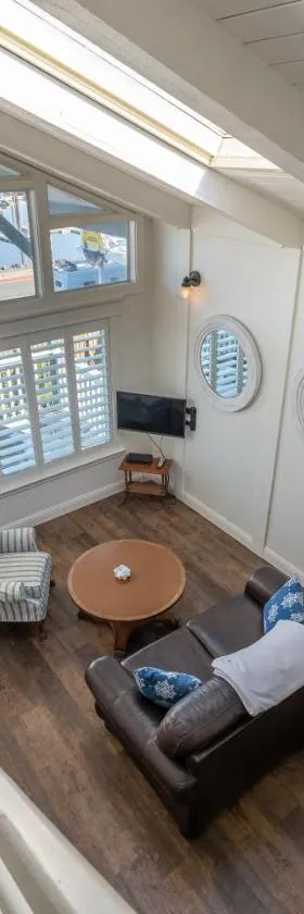 Bandon Marina Inn，位于班敦的酒店