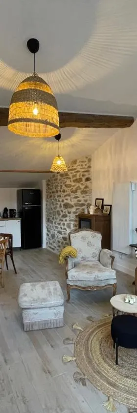Maison de village Cœur Andéol，位于Saint-Andéol-le-Château的酒店