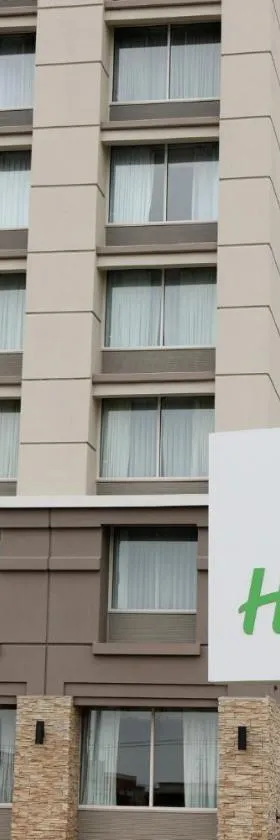 Holiday Inn Chicago/Oak Brook by IHG，位于奥克布鲁克特莱斯的酒店