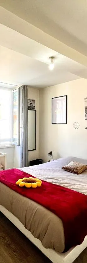 La Casa, accès terrasse de l'établissement，位于Rives的酒店