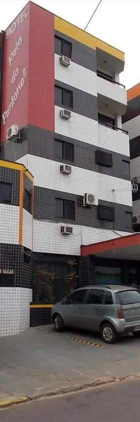 罗塔多潘塔纳尔酒店，位于普鲁登特总统城的酒店