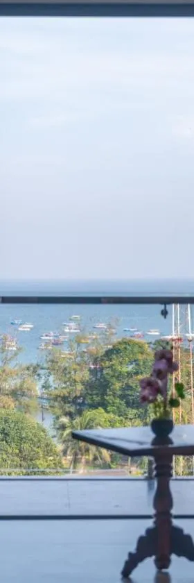 Hotel Atlanta - A Seaview Hotel，位于布莱尔港的酒店