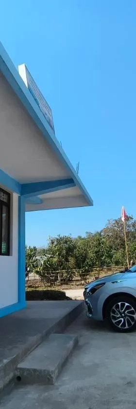 EVELENA Guest House，位于乞拉朋齐的酒店
