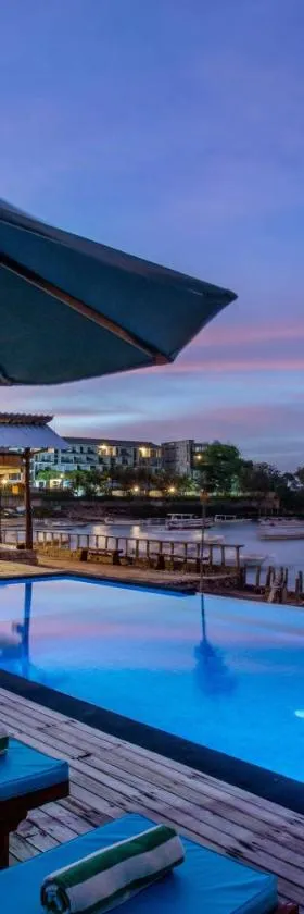 D'Muncuk Huts Lembongan，位于蓝梦岛的酒店