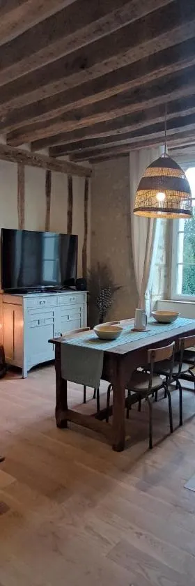 Gîte Littérature dans le Perche，位于Rémalard en Perche的酒店