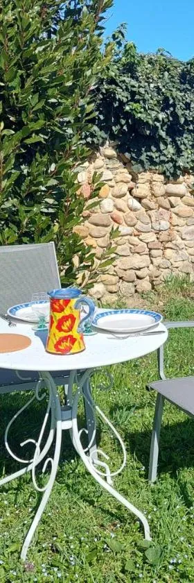 Gîte La Canopée au cœur de la campagne face au Vercors，位于Nerpol-et-Serres的酒店