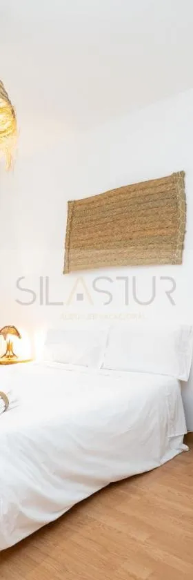 Vive Oviedo I Apartamento，位于Colloto的酒店