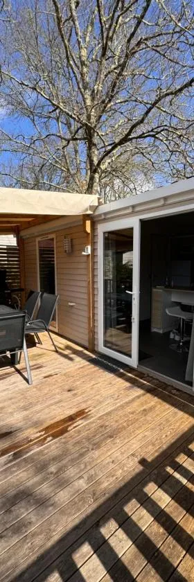 Mobil Home du Lac - Camping 4 Étoiles，位于欧雷扬的酒店
