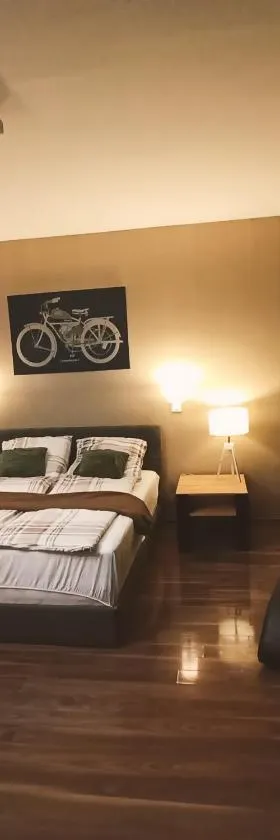 Penthouse Noe z Ogrodem，位于克卢奇堡的酒店
