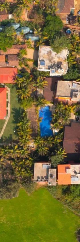 Mandrem Beach Resort, a member of Radisson Individuals Retreat，位于曼德姆的酒店