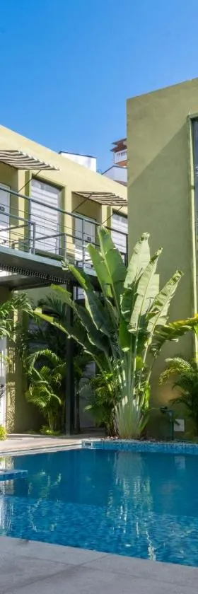 OASIS TROPICAL HOTEL，位于圣玛尔塔的酒店
