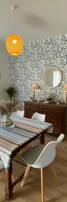 Appartement quatre couchages, 100 m plage，位于滨海布隆维尔的酒店
