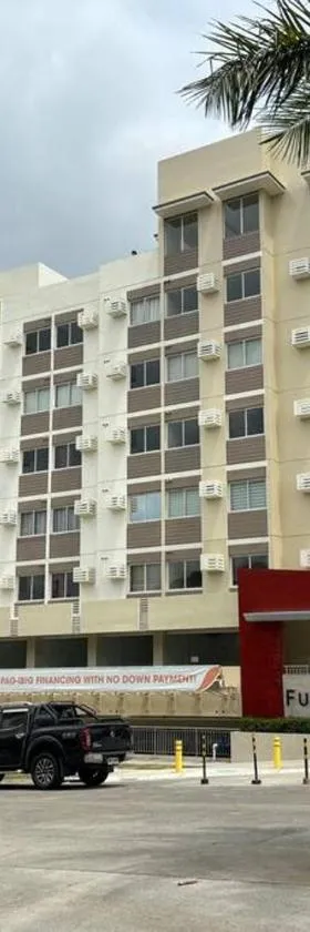 Condo in Silang Fullerton Suites - near tagaytay and nuvali，位于锡朗的酒店