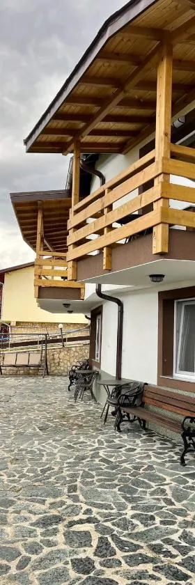 ЕДЕЛВАЙС Сърница，位于瑟尔尼察的酒店