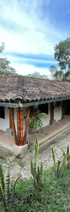 Majestic Coffee Hotel and Restaurant Tierradentro，位于Tierra Adentro的酒店
