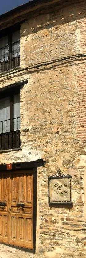 Hotel Rural El Rincón de Marta，位于Yanguas的酒店