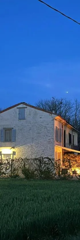 B&B Il Gelsomino，位于Fontanelle di Roccabianca的酒店