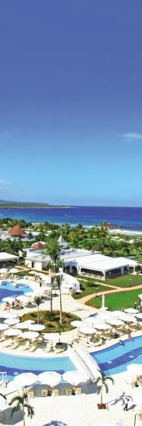 Bahia Principe Luxury Runaway Bay - Adults Only All Inclusive，位于拉纳韦贝的酒店