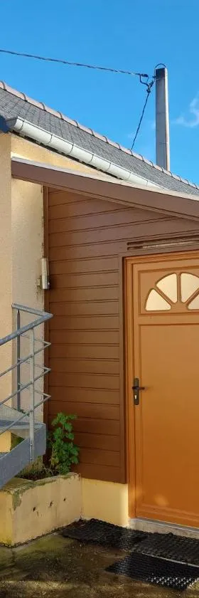 La Petite Maison à la Campagne，位于Guer的酒店