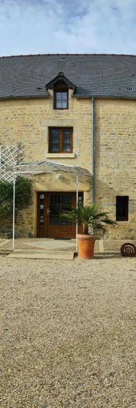 La ferme aux chats，位于Formigny的酒店