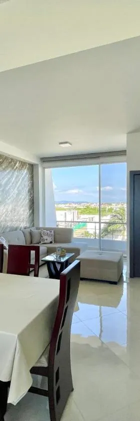 APARTAMENTO PUERTO MADERA，位于曼塔的酒店