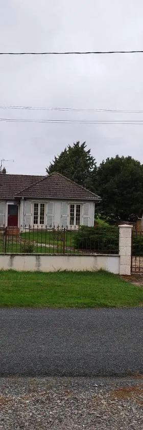 Maison à la campagne，位于Saint-Pierre-les-Étieux的酒店