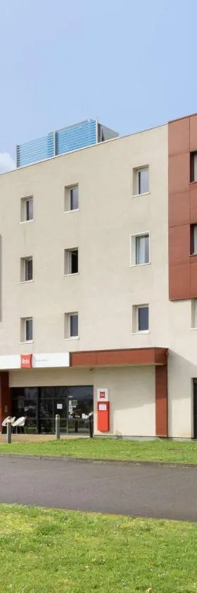 ibis Douai Dechy，位于Dechy的酒店