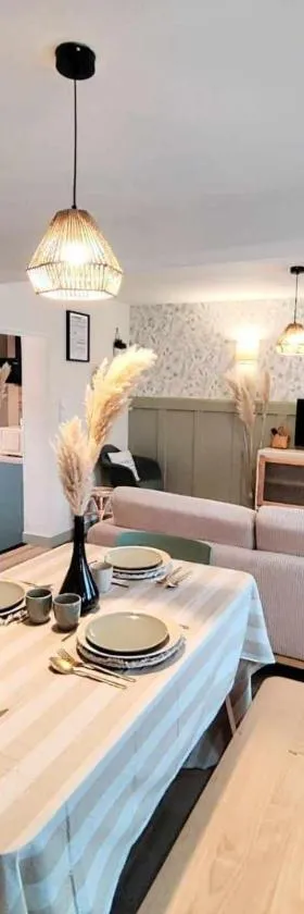 La petite Flânerie，位于Mondrepuis的酒店