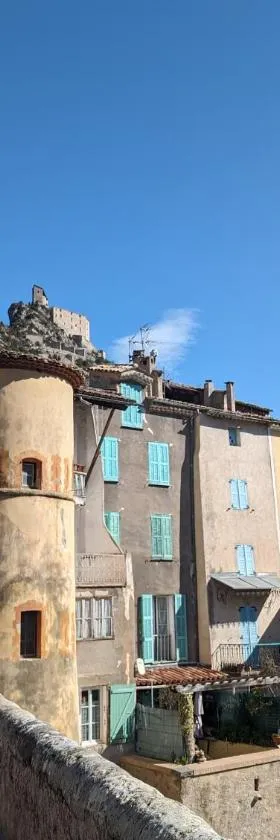 Duplex "La belle vue "，位于昂特勒沃的酒店