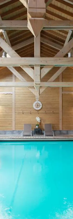Hôtel Restaurant Spa Les Jardins De Sophie，位于克松吕-隆日梅的酒店