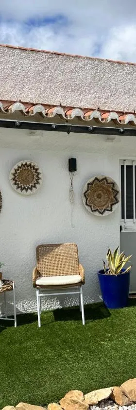 Villa Casa Rosa, El Torcal，位于Almogía的酒店
