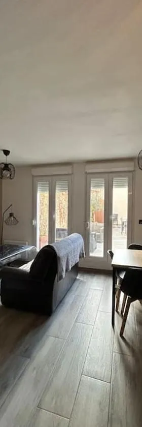 Location appartement estivale，位于蒙塔尼亚克的酒店