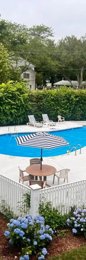 Edgartown Commons Vacation Apartments，位于埃德加敦的酒店