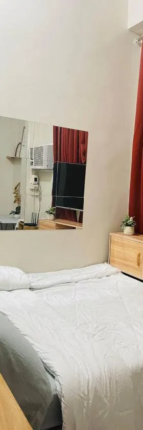 Cozy 1BR Unit with Full Bathroom,Kitchen, Wifi at Sonia's Island Stay，位于维拉克的酒店