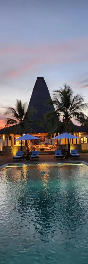 KANDORA Luxury villas，位于Maujawa的酒店
