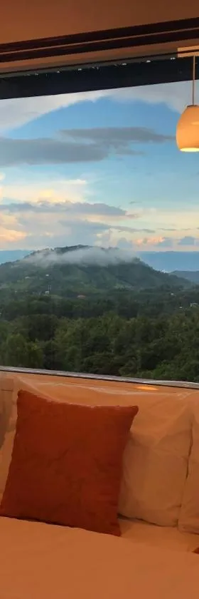 Cassandra Khaokho Resort，位于Ban Huai Phai的酒店